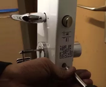 Yeşilyurt En Yakın Çilingir